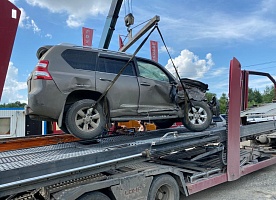 Хабаровск - Екатеринбург: погрузка авто перед отправкой